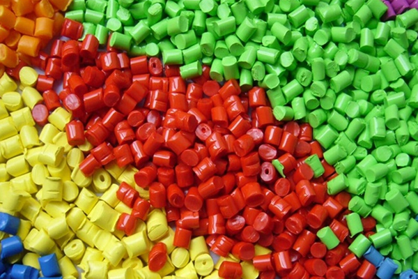 Coloring Methods for Rapid Injection Molding
